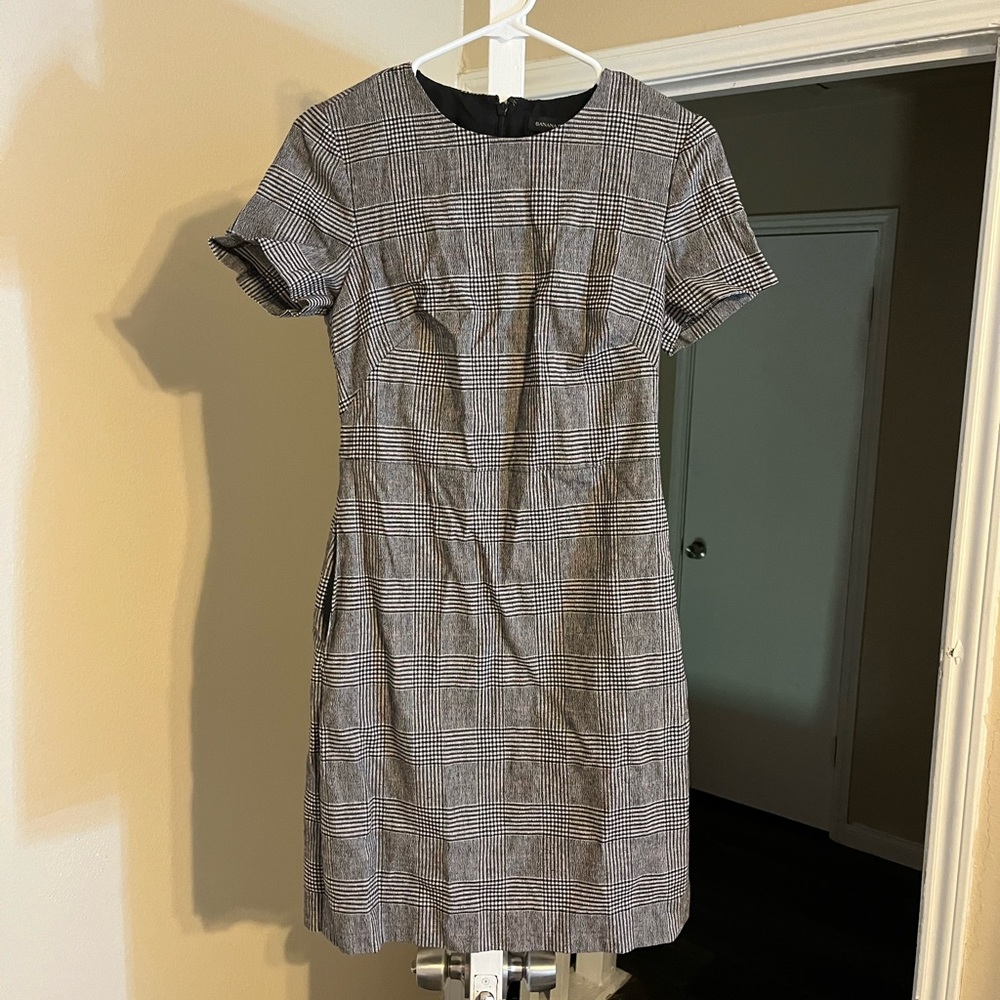 Banana Republic Plaid Dress